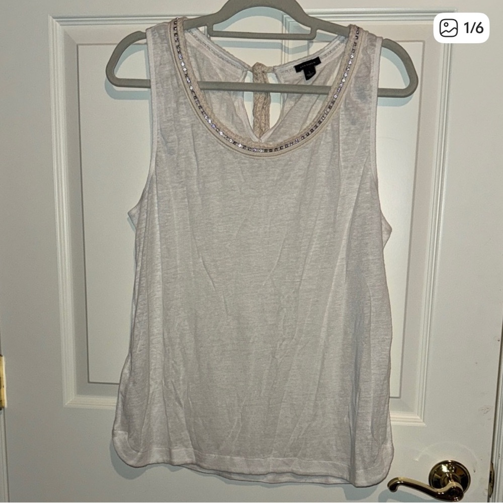 NWOT Ann Taylor White Embellished Tank Top - Picture 7 of 7